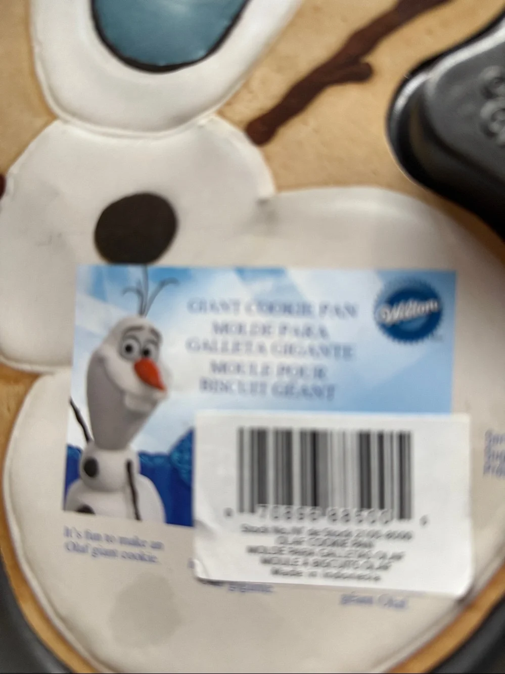 Disney Olaf Baking Mold Wilton- Gray  new